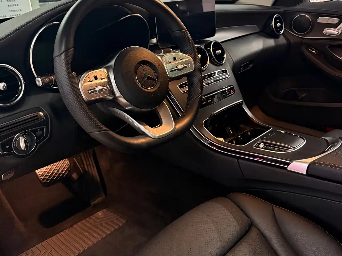 Mercedes-Benz C-Class 2020 Facelift C 260 L Sport фото 4