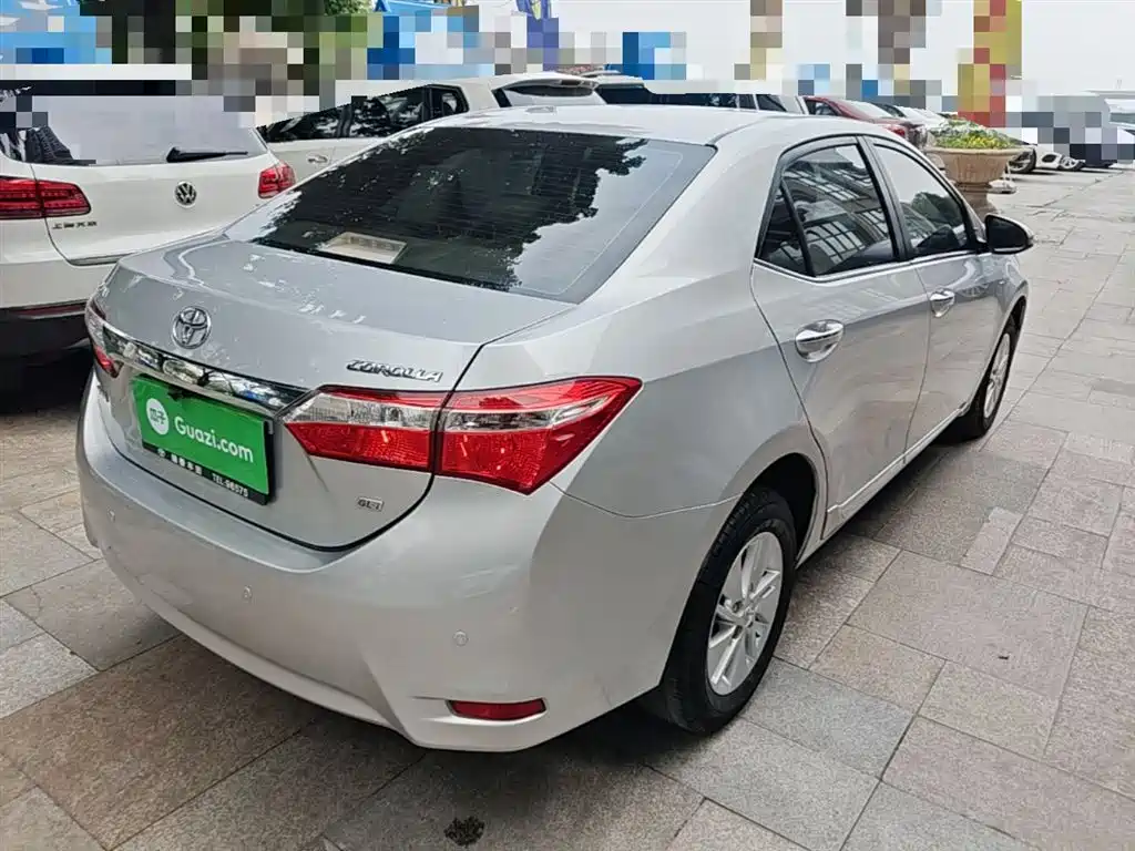 Toyota Corolla 2014 1.6L CVT GL-i фото 7