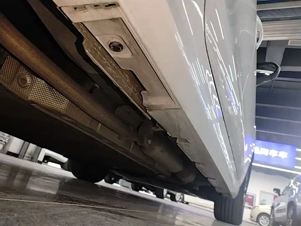 BYD Qin PLUS 2021 DM-i 120KM Flagship фото 21