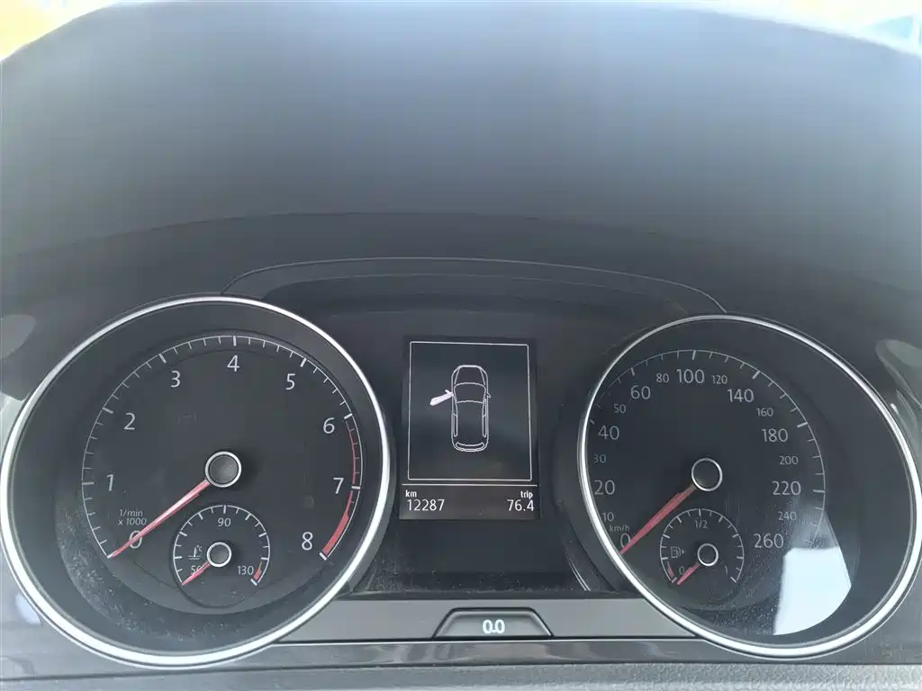 Volkswagen Golf 2020 Beloved Edition 280TSI DSG Comfort фото 3