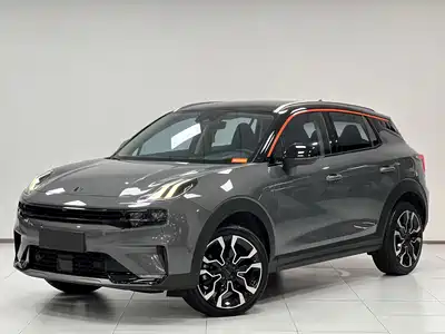 Lynk & Co 06