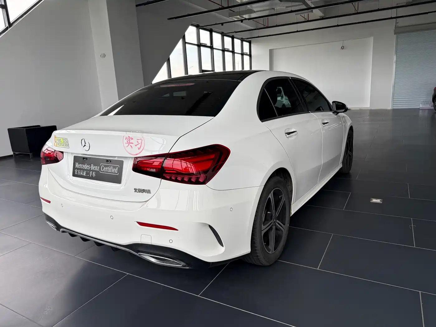 Mercedes-Benz A-Class 2024 A 200 L Fashion Edition фото 4