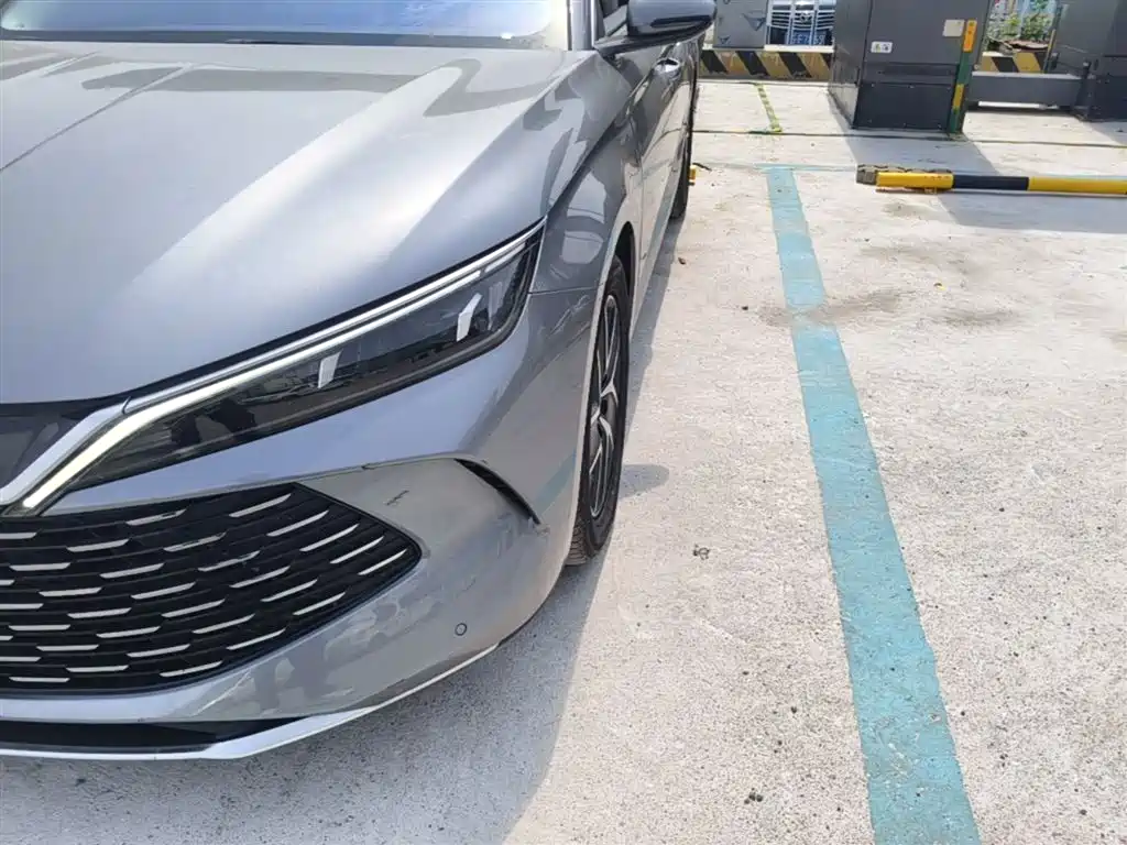 BYD Qin L 2024 DM-i 80KM Superior фото 24