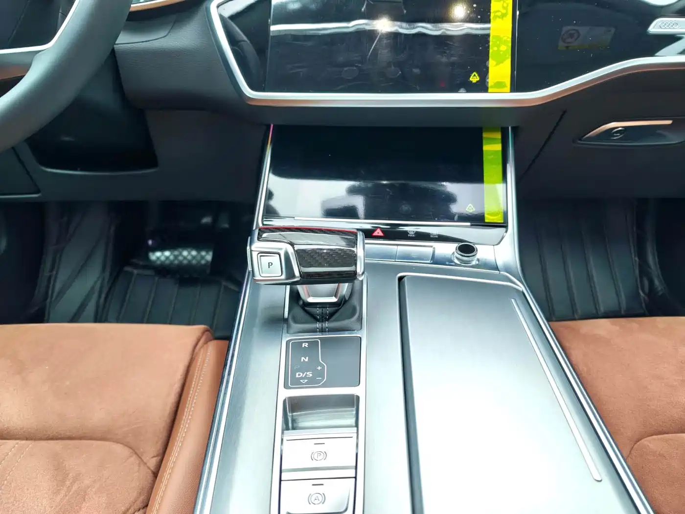 Audi A7L 2025 Model Year 45 TFSI Luxury фото 8