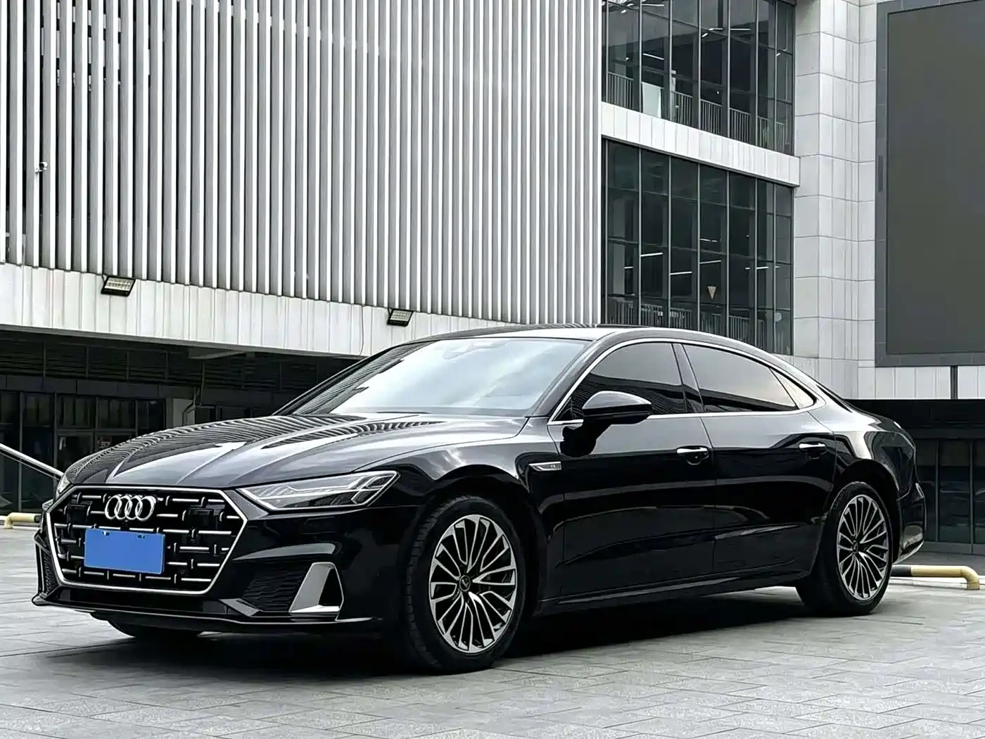 Audi A7L 2024 45 TFSI Luxury