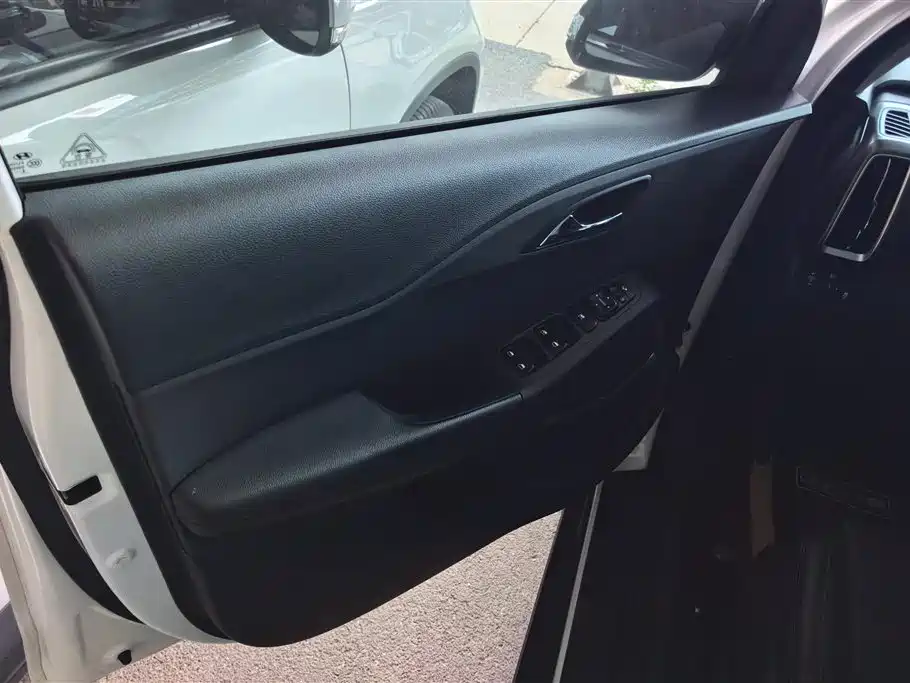 Hyundai Beijing Hyundai ix35 2019 2.0L Automatic 2WD Zhiyong·Enjoy China V фото 7