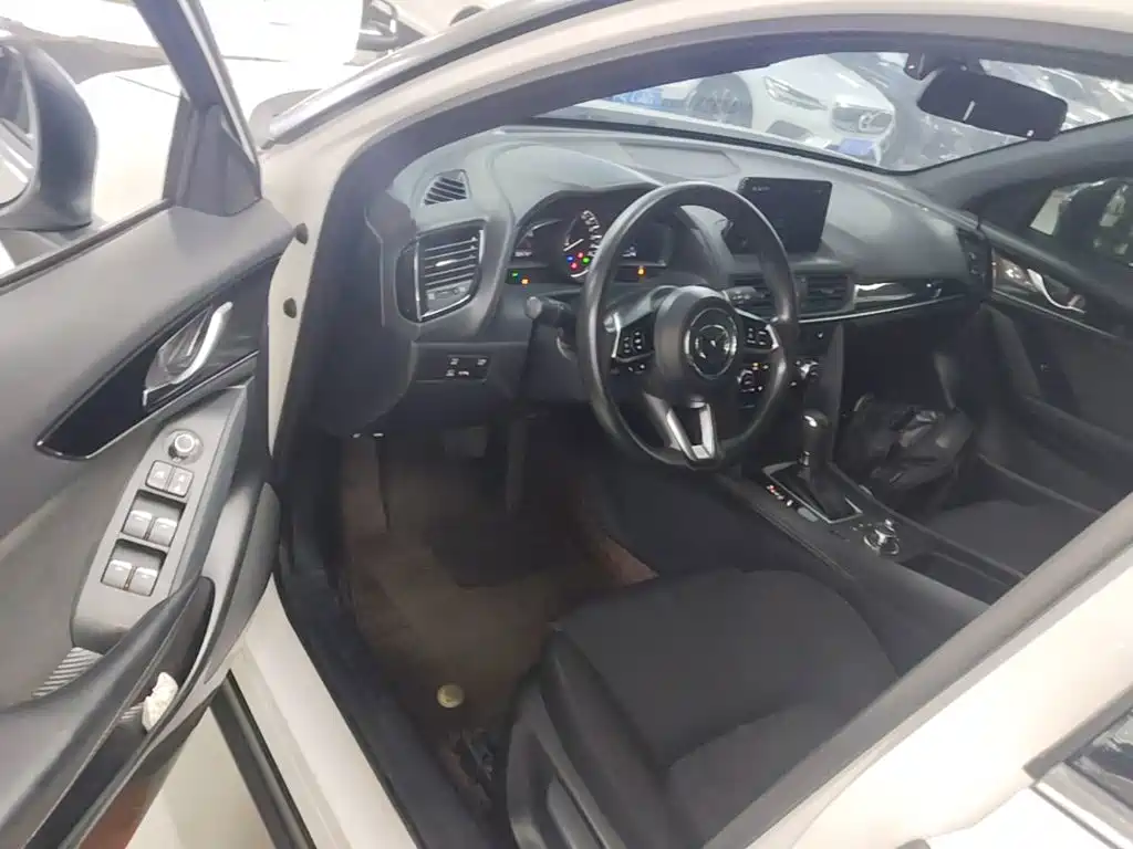 Mazda CX-4 2023 2021 2.0L Auto FWD Skyactiv Explorer Edition