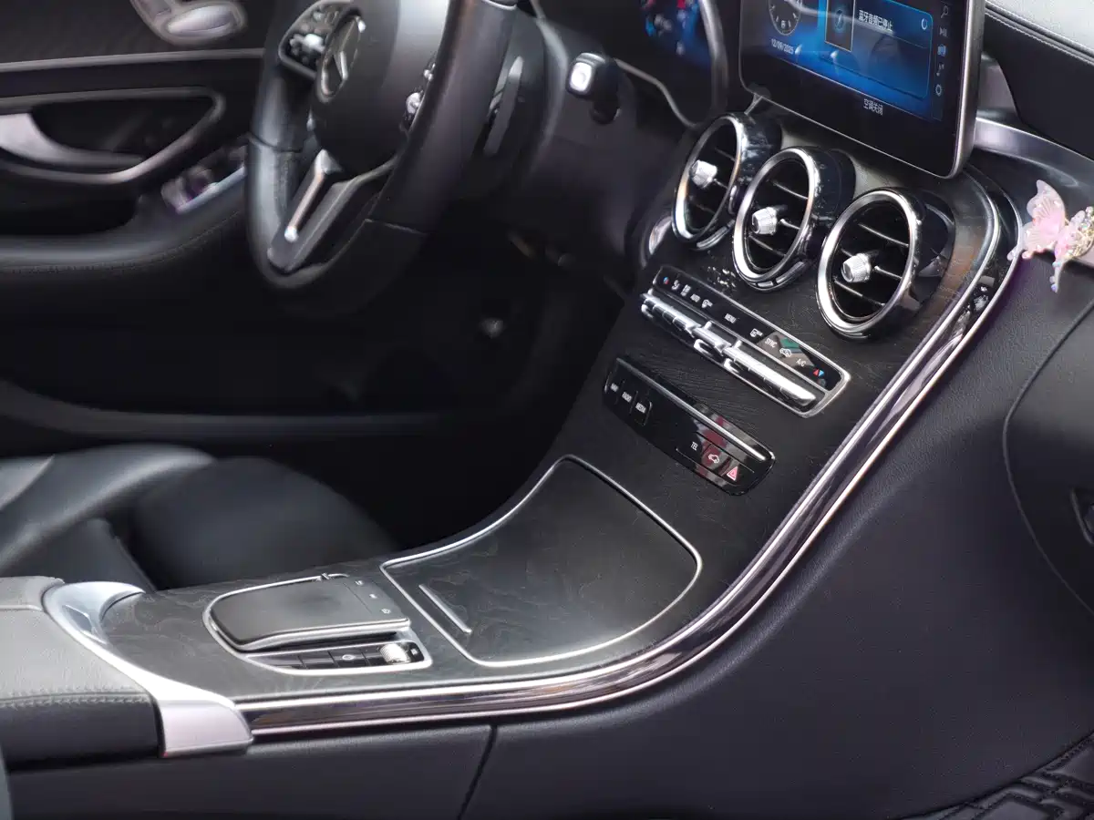 Mercedes-Benz C-Class 2019 Facelift C 260 L Sport фото 16