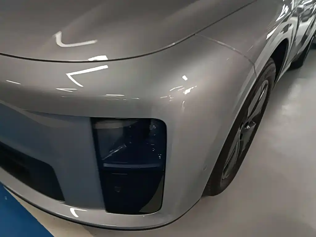 Li Auto i6 2025 2025 2WD Base Model