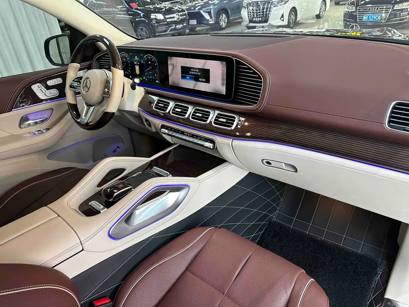 Mercedes-Benz Maybach GLS 2022 GLS 480 4MATIC фото 13