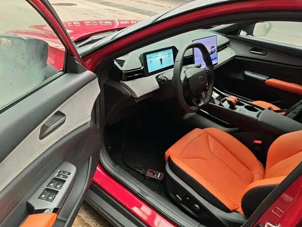 Changan UNI-V 2026 2025 2.0T Sport Version
