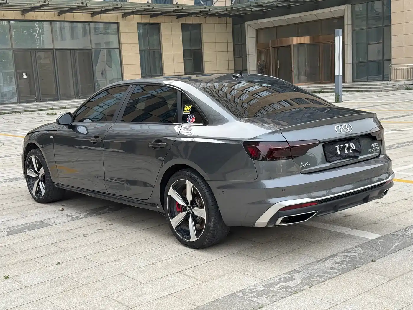 Audi A4L 2023 45 TFSI quattro Premium Sport фото 11