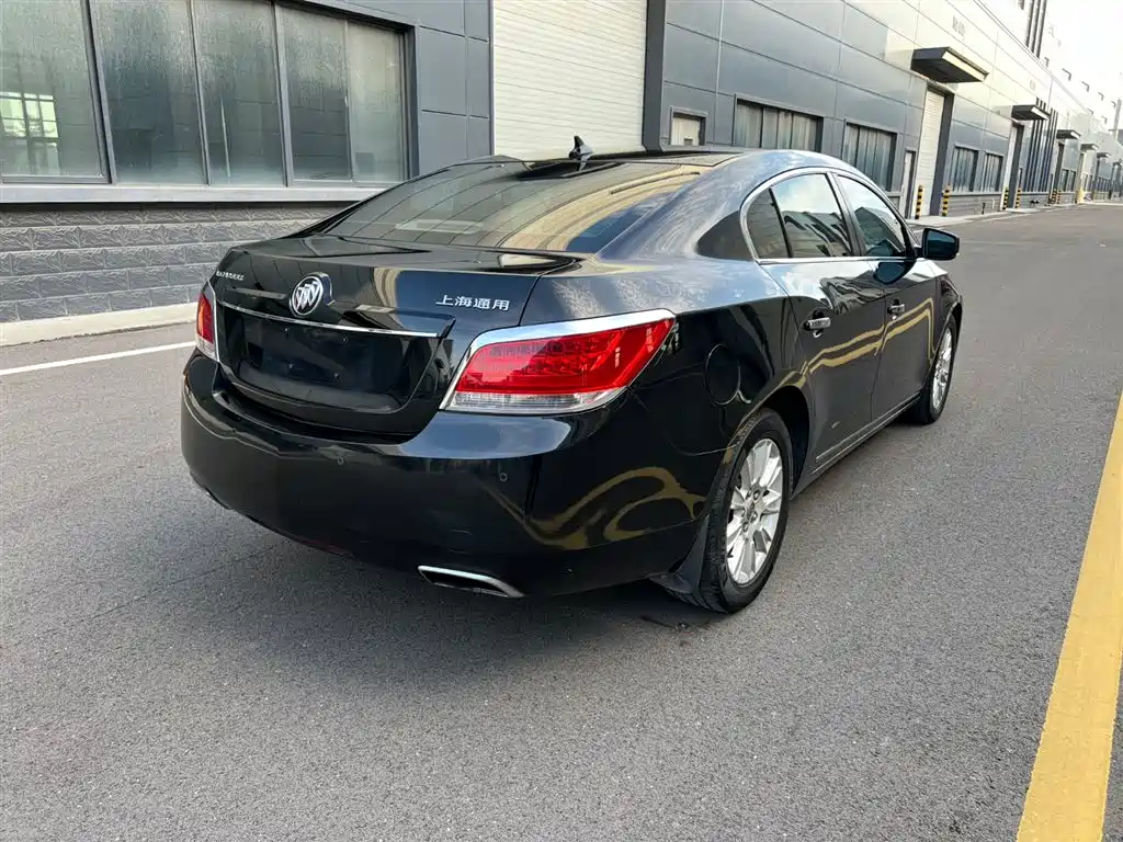 Buick LaCrosse 2012 2012 2.4L SIDI Luxury Edition