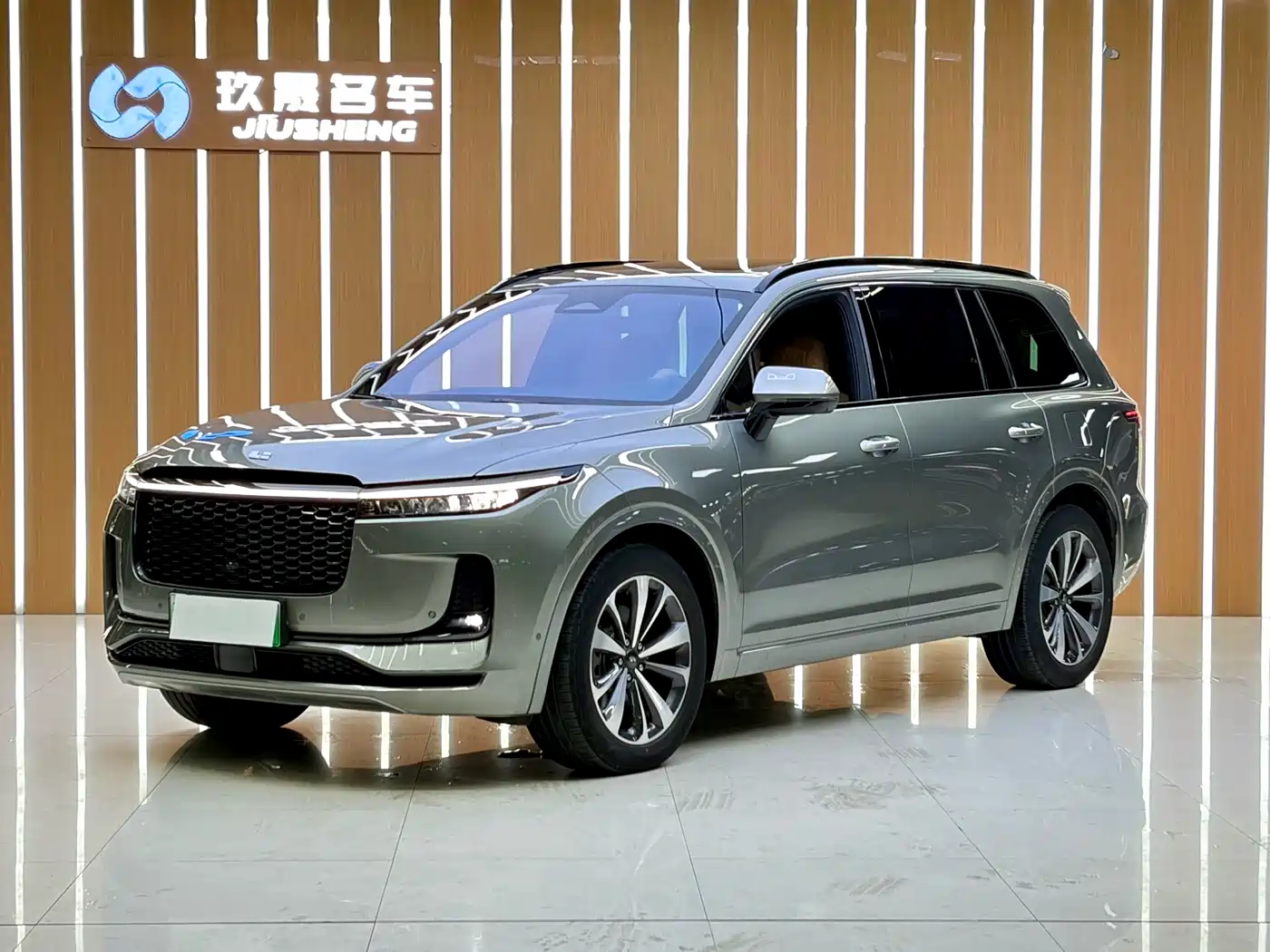 Li Auto Li ONE 2021 Extended Range 6-Seater