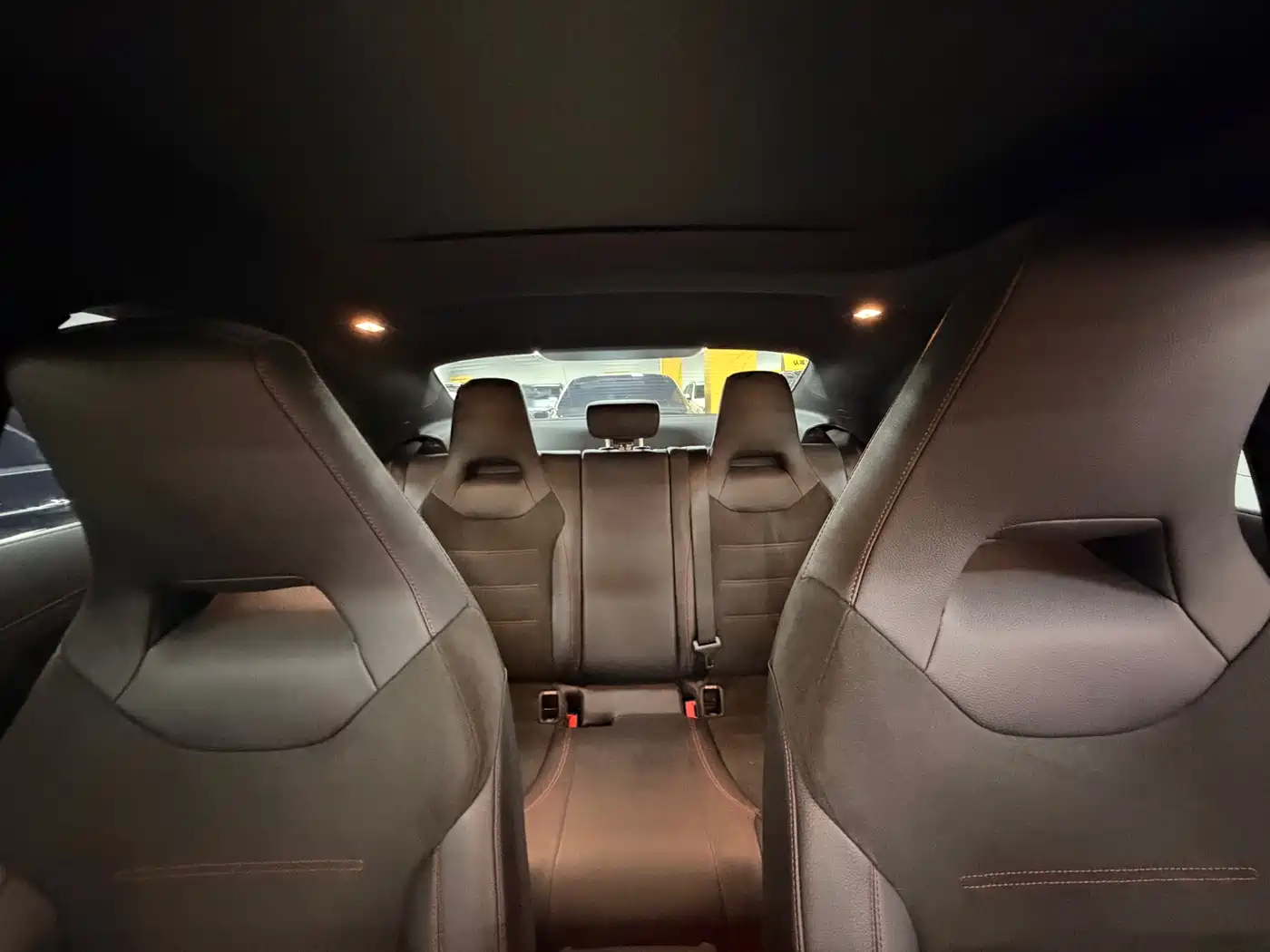 Mercedes-Benz CLA (Import) 2020 CLA 200 фото 6