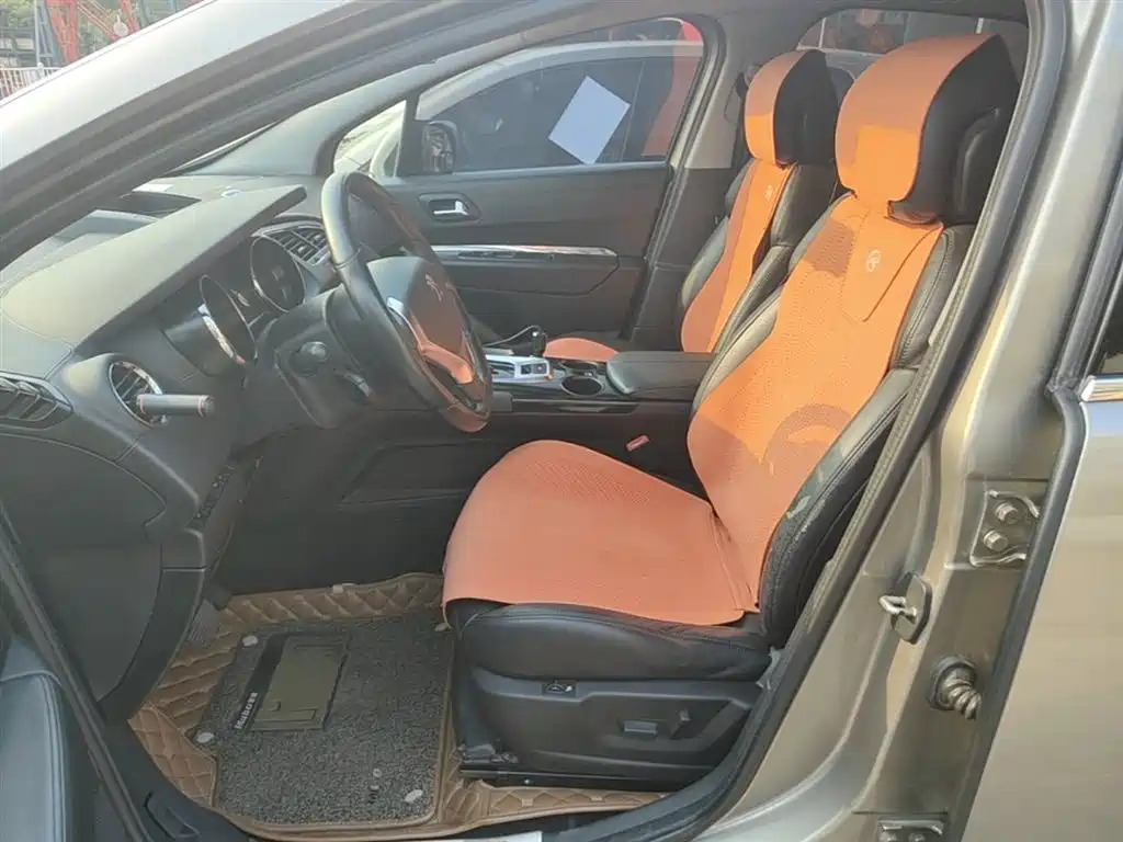 Peugeot 3008 2015 2.0L Automatic Trend Edition фото 15