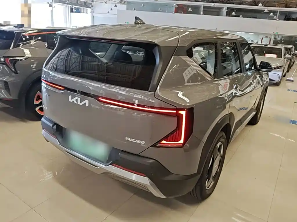 Kia EV5 2026 2025 530 Light