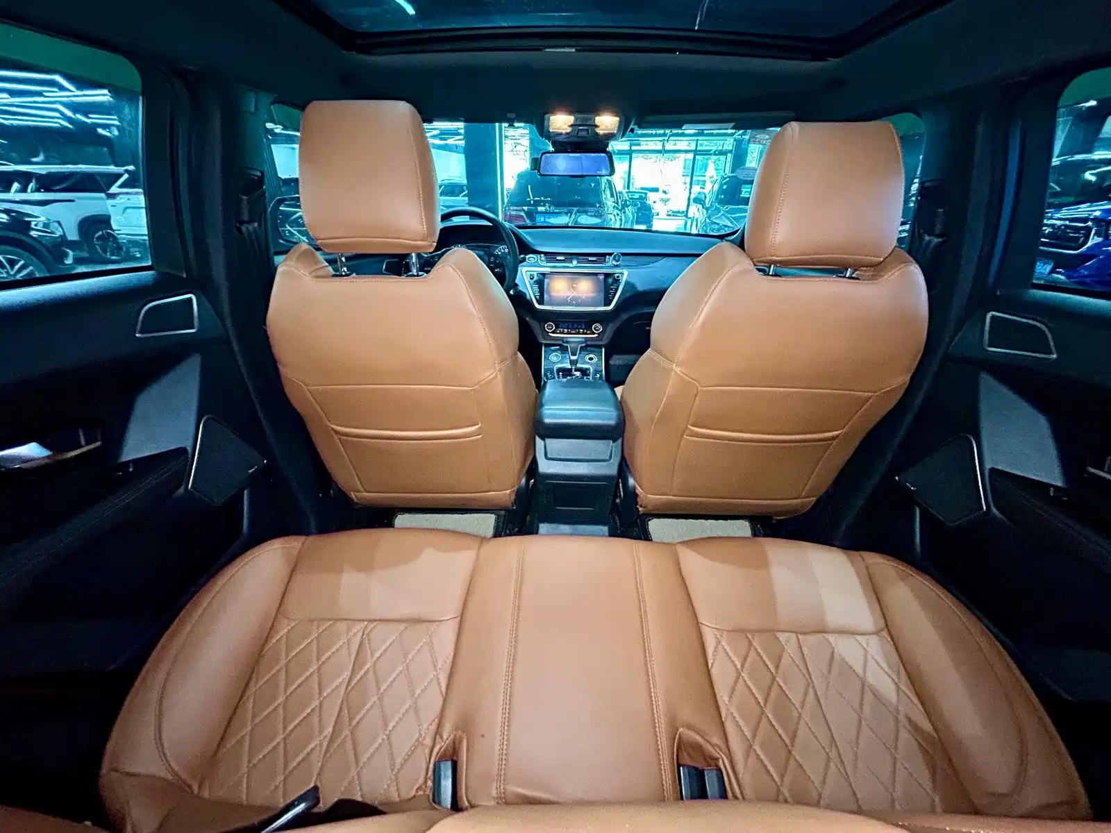 Фото 27 - Landwind X7