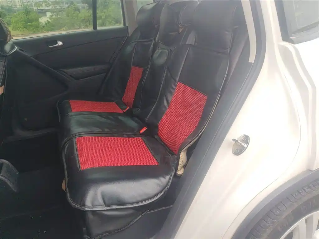 Volkswagen Tiguan 2016 Model 300TSI Automatic 2WD Trend Edition фото 15