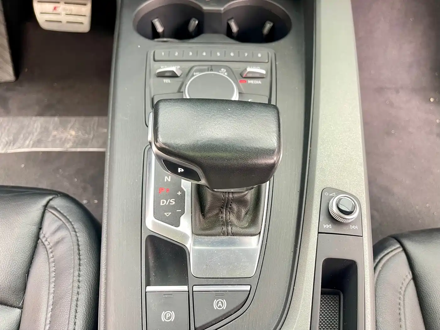Audi A4L 2018 30th Anniversary 40 TFSI Progressive фото 11