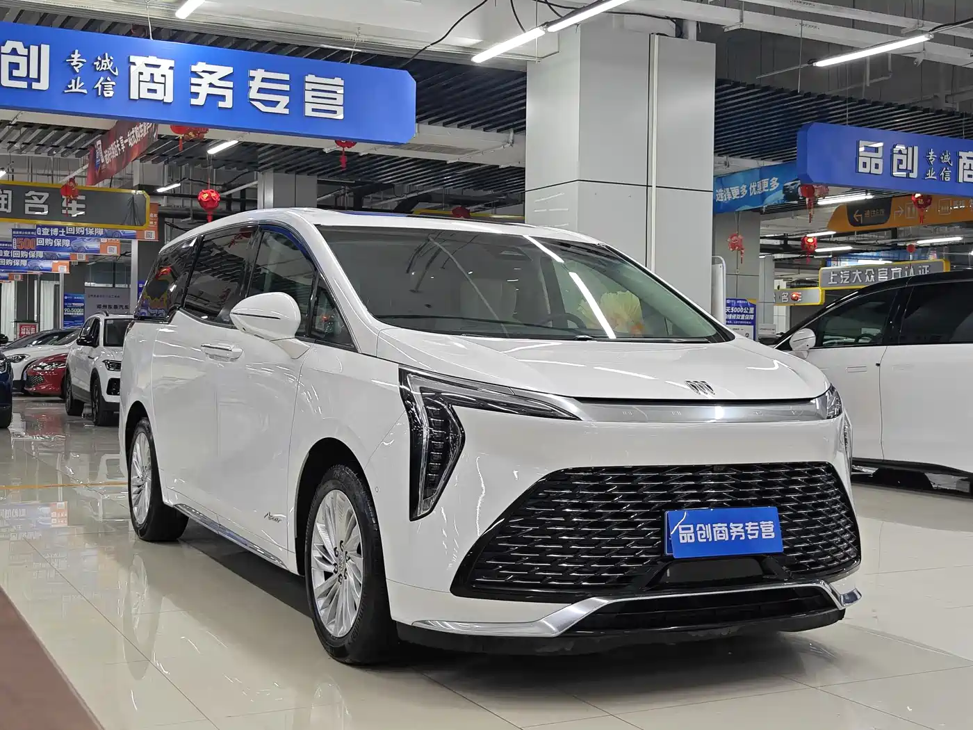 Buick Century 2023 2.0T 6-Seat World Edition фото 3