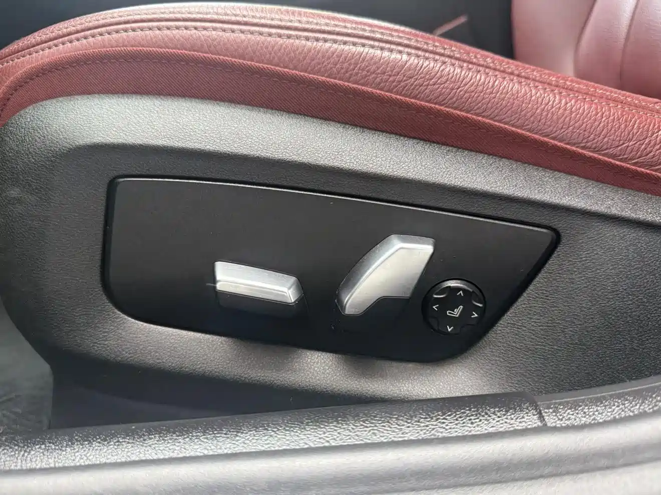 BMW 5 Series 2020 530Li Leading M Sport Package фото 14