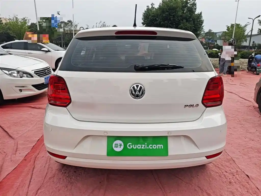 Volkswagen Polo 2016 1.4L Automatic Trend фото 6