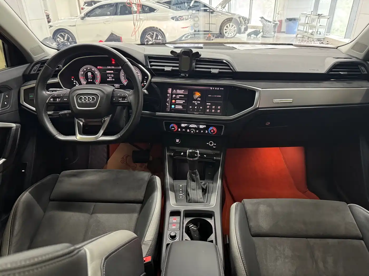 Audi Q3 2023 35 TFSI Fashion Dynamic (1.4T) фото 16