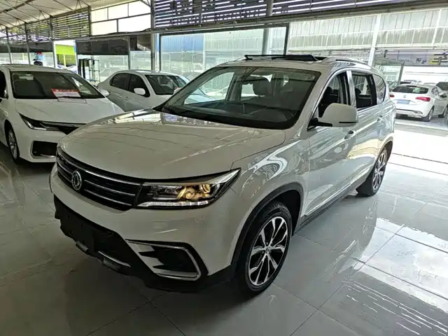  Dongfeng Fengxing Jingyi X5 2017 Power Enjoy Series 1.5T Manual Exclusive