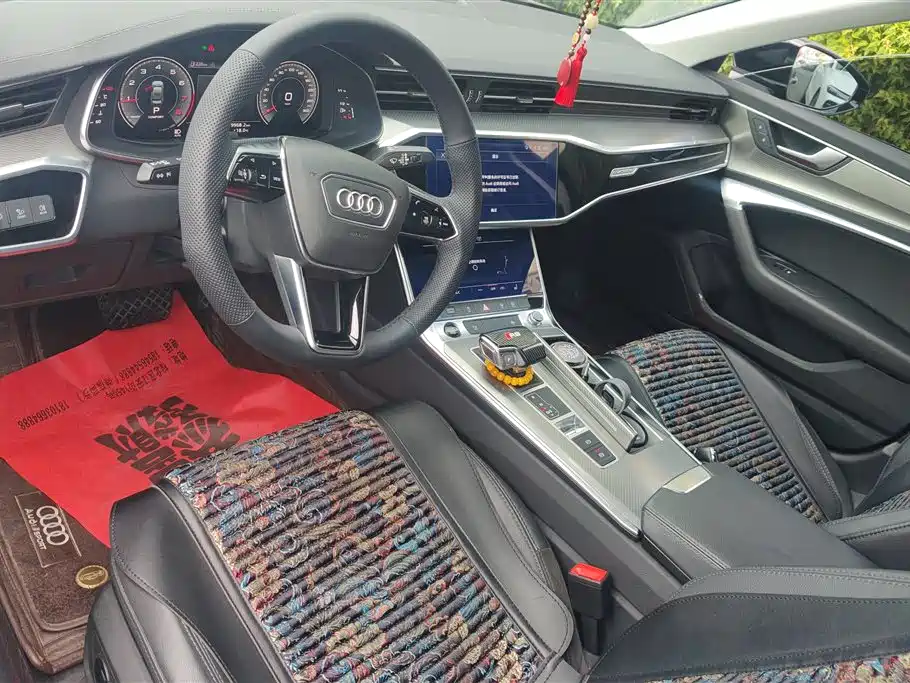 Audi A6L 2022 45 TFSI Premium Elegance фото 12