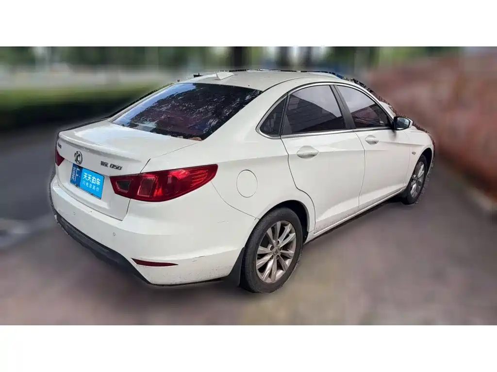 BAIC Senova D50 2015 2015 1.5L Manual Comfort Value Navigation Edition