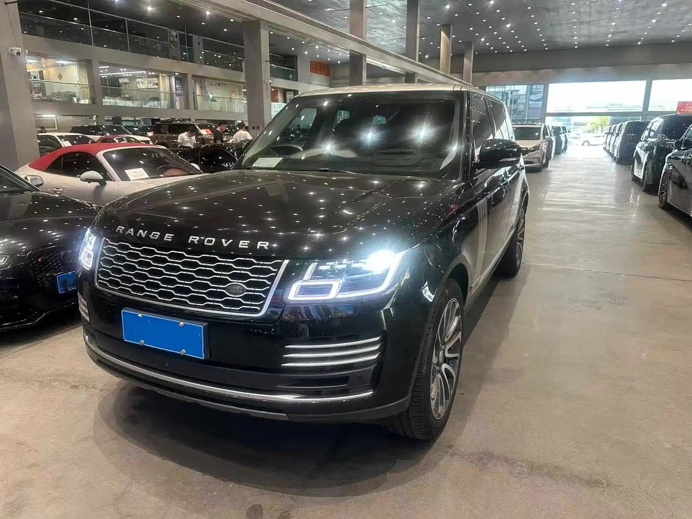 Land Rover Range Rover 2020 3.0 L6 Heritage Extended Edition