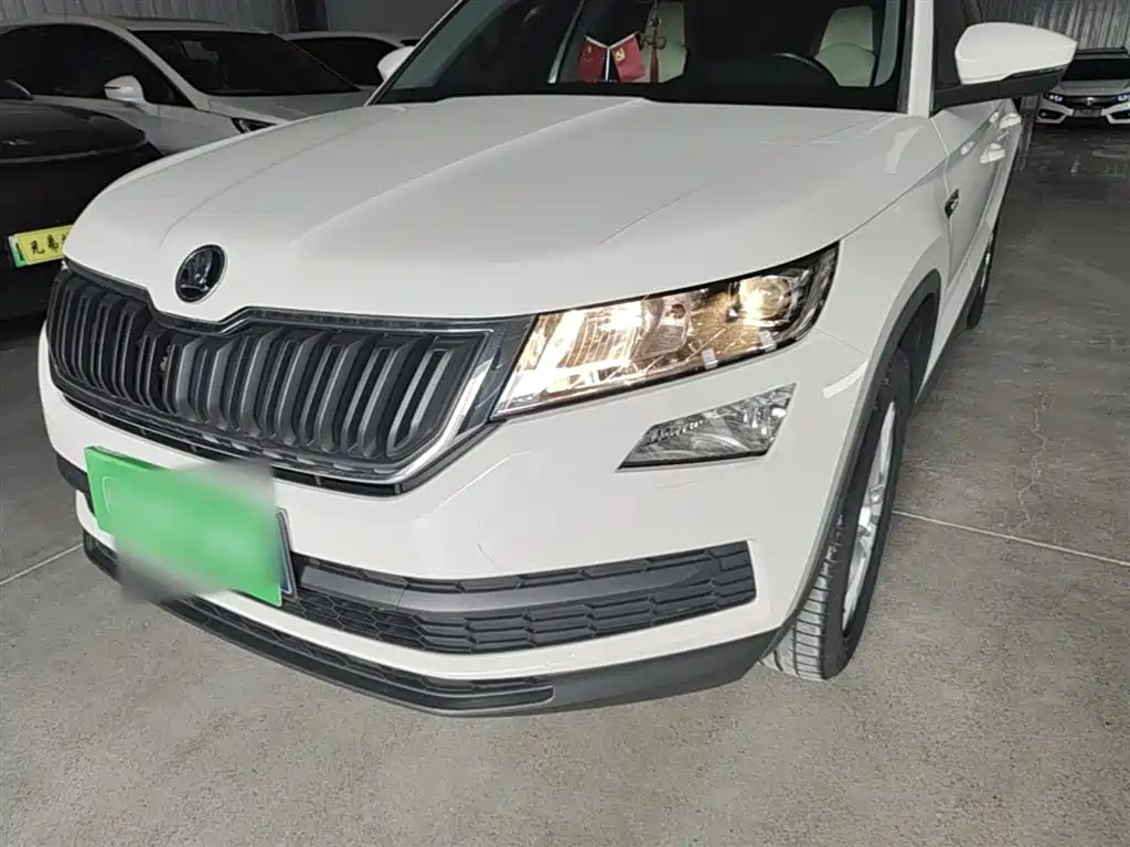 Škoda Kodiaq 2017 TSI330 5-seater 2WD Standard Edition фото 24