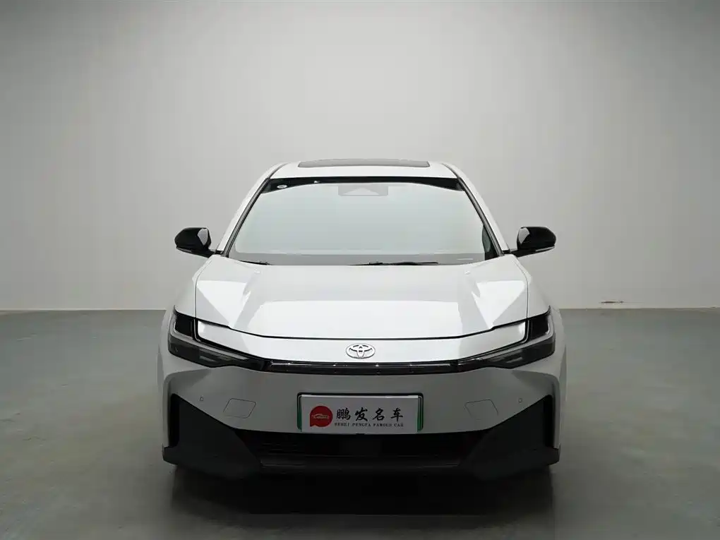 Toyota bZ3 2023 517km Elite PRO фото 2