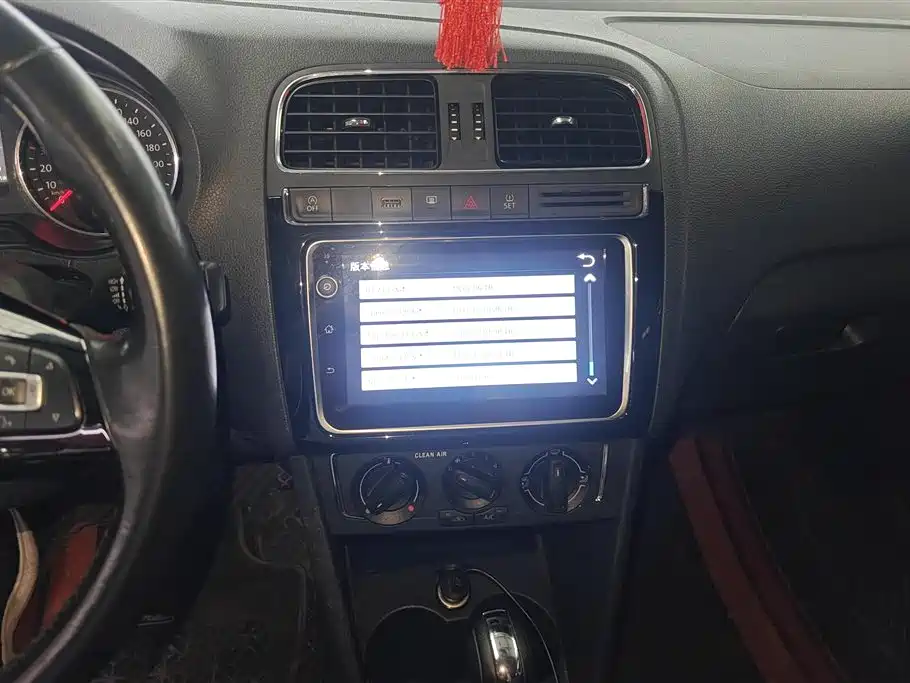 Volkswagen Polo 2018 1.5L Auto Comfort фото 13