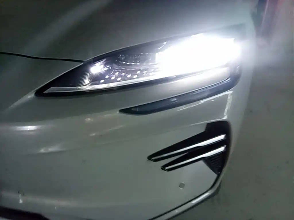 BYD Song PLUS PHEV 2025 EV Smart Driving Edition 520km Luxury фото 24