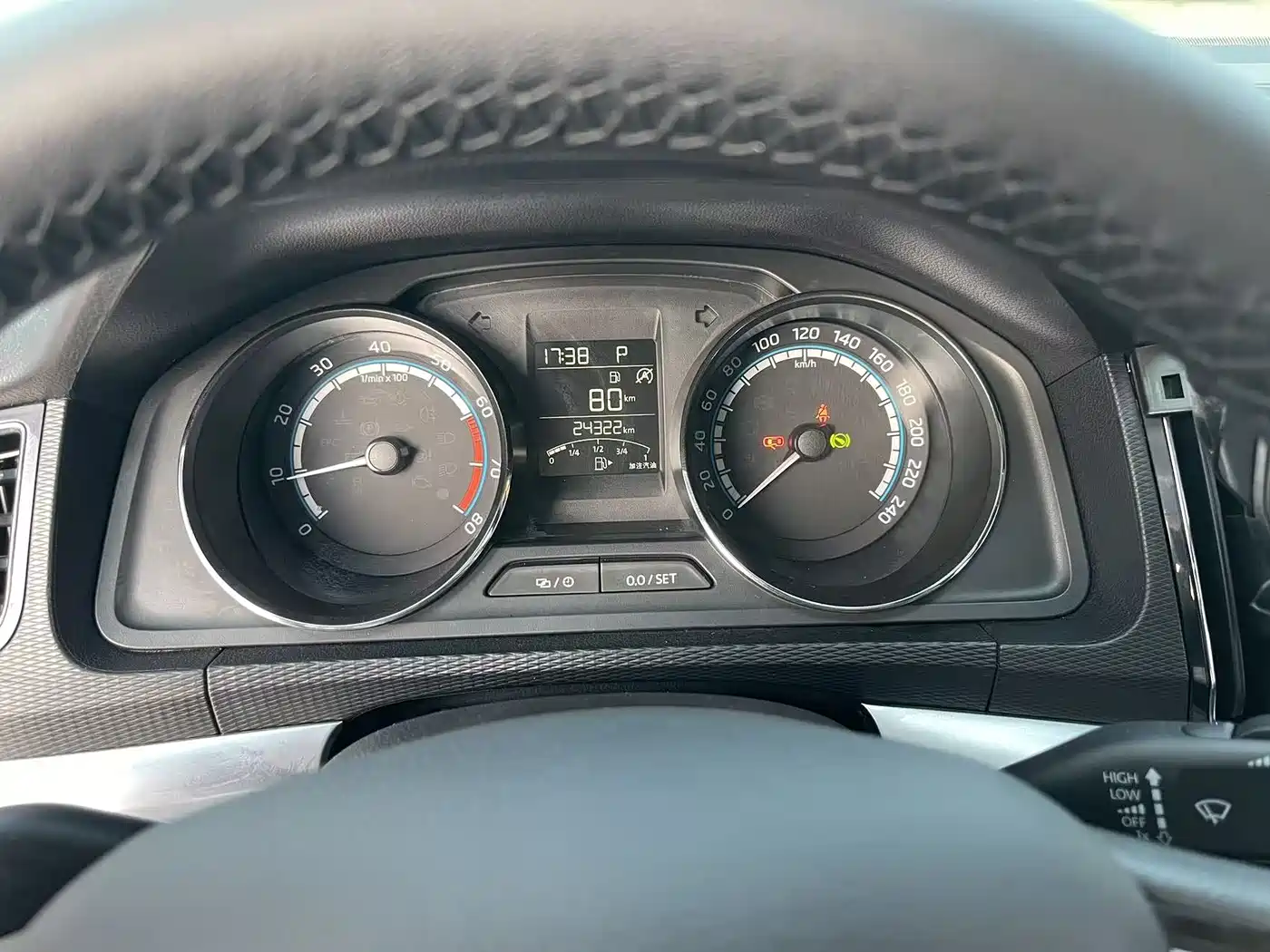 Škoda Kamiq 2022 1.5L Automatic Comfort Edition фото 9
