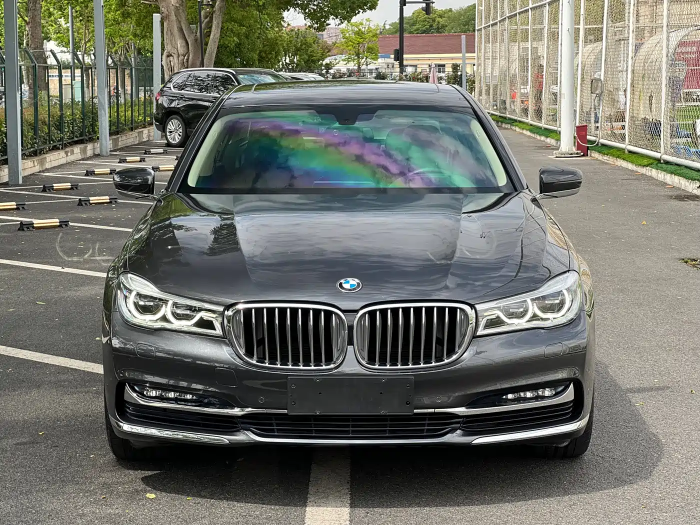 BMW 7 Series 2017 740Li Leading Edition фото 2