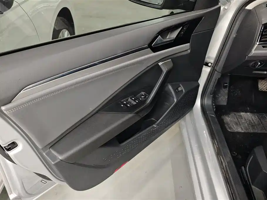 Volkswagen Sagitar 2019 280TSI DSG Comfort China V фото 7