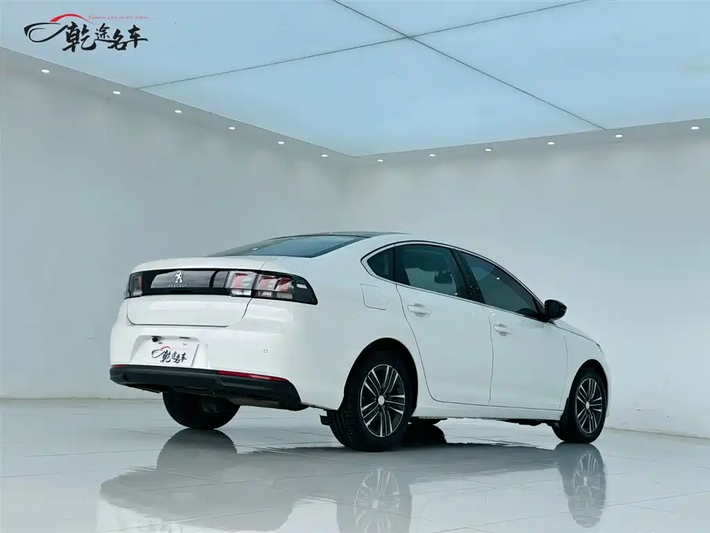 Peugeot 308 2016 230THP Automatic Luxury фото 7