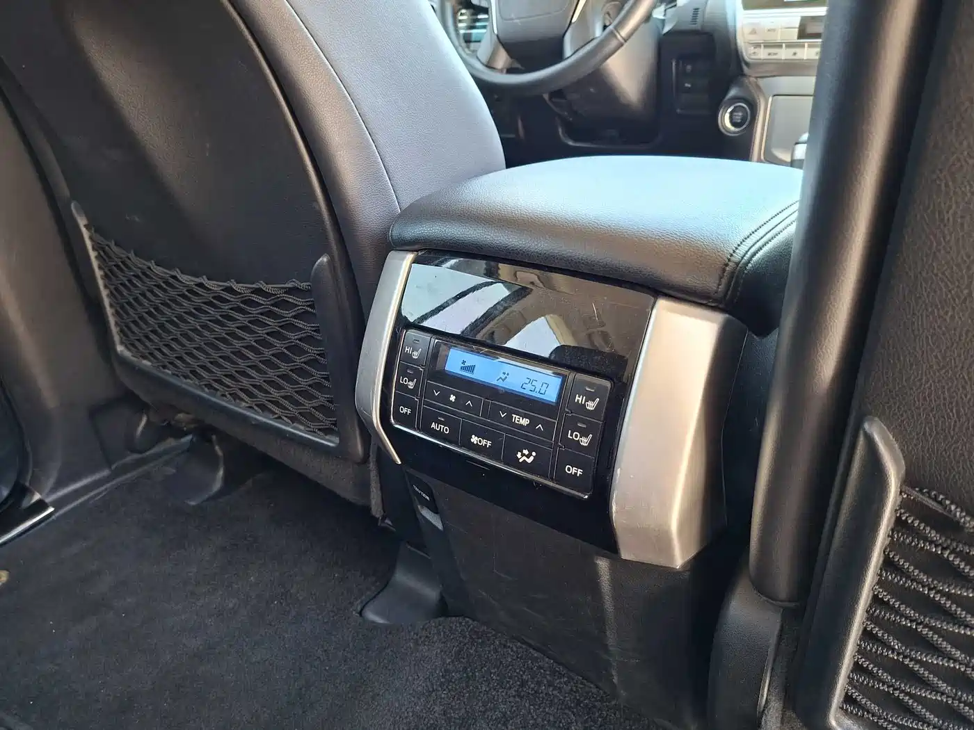Toyota Prado 2018 3.5L Auto TX-L фото 17