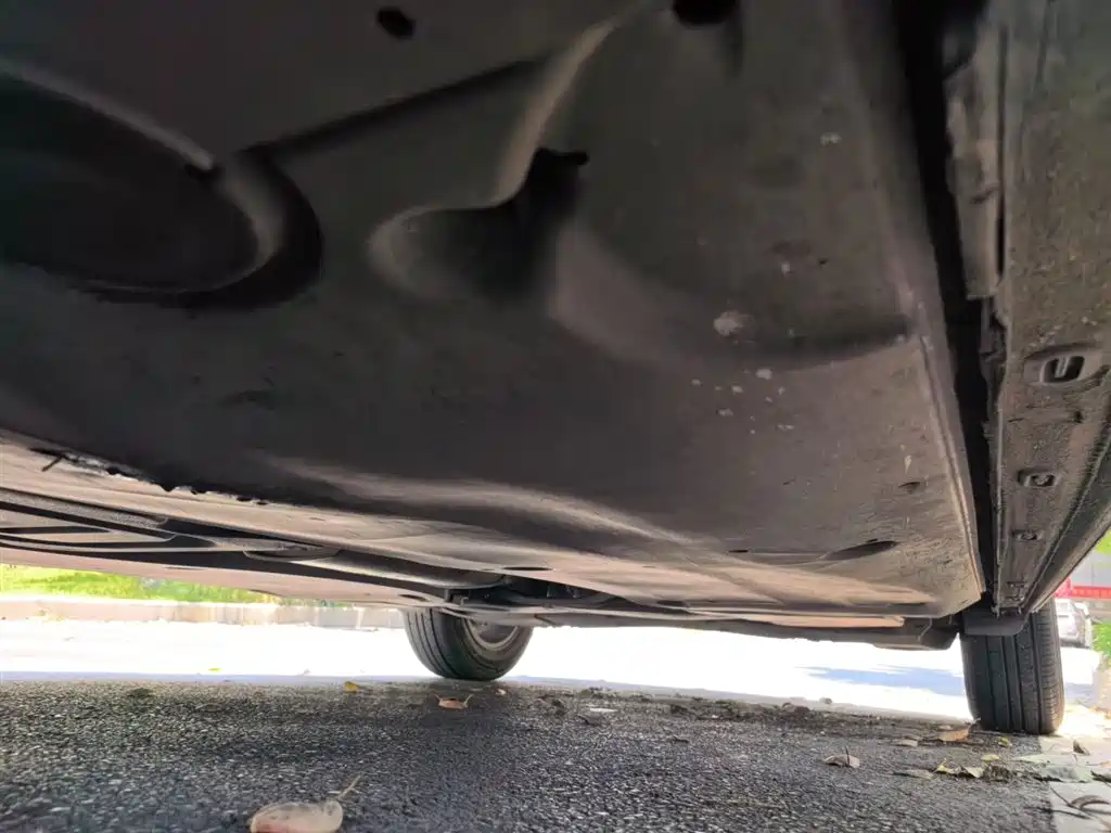 Volkswagen Polo 2019 Plus 1.5L Automatic Panorama Enjoyment Edition фото 19