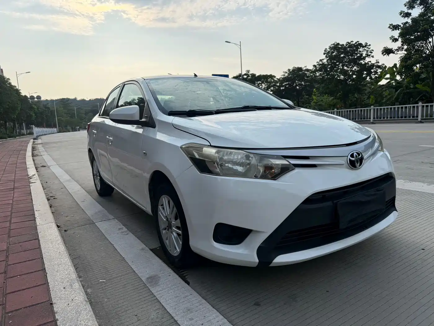 Toyota Vios 2014 1.3L Automatic Stylish Edition фото 3
