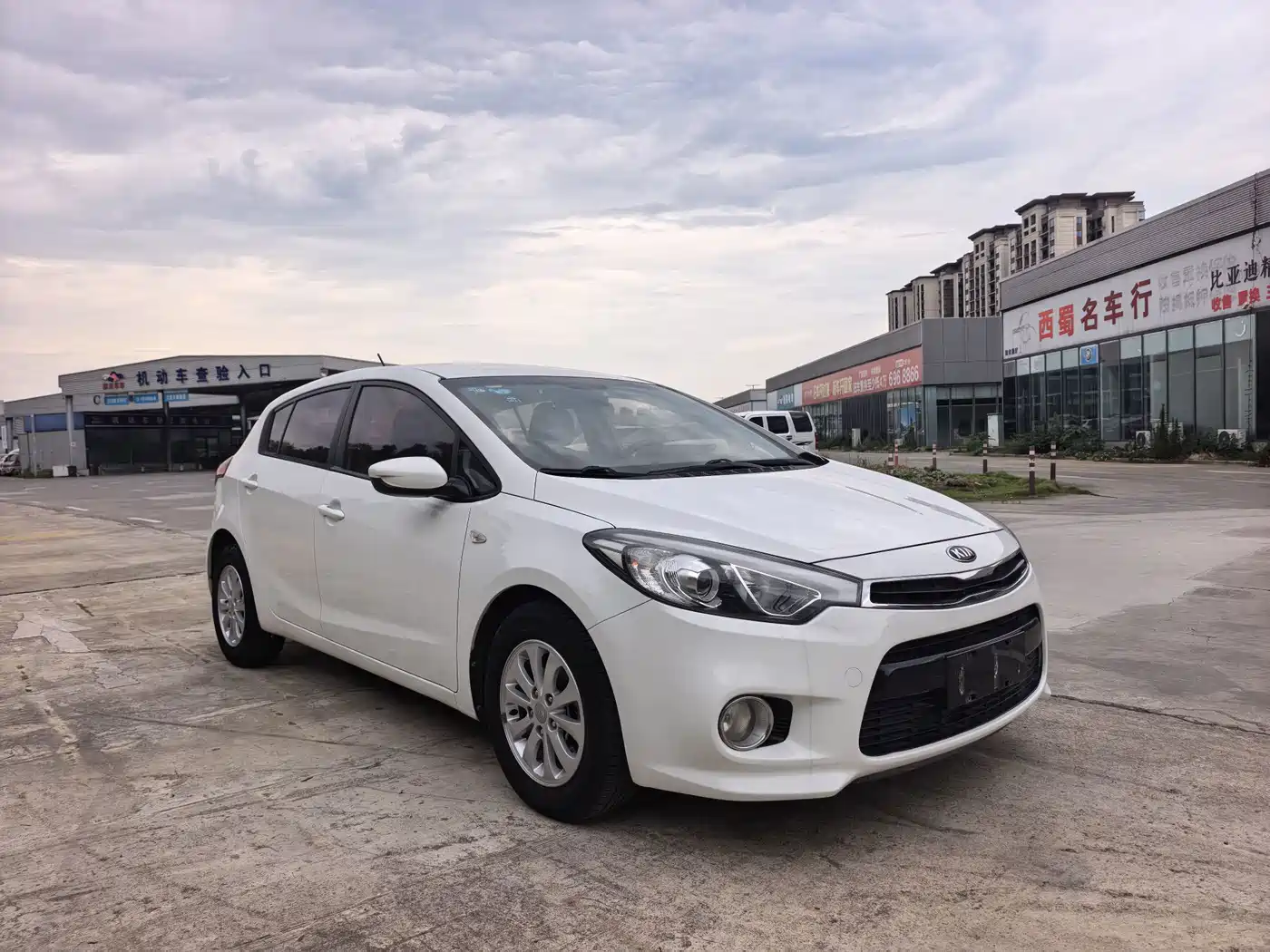Kia K3S 2015 2014 1.6L Manual GL