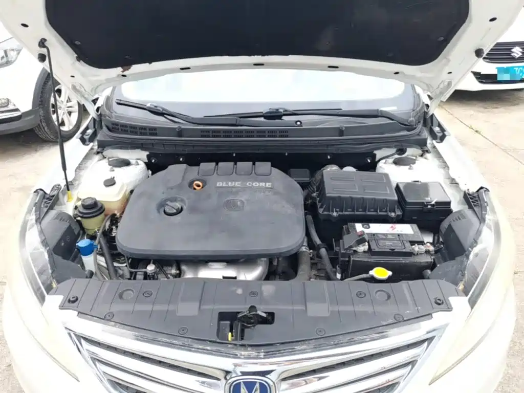 Changan Eado 2016 2015 1.6L Manual Luxury China V