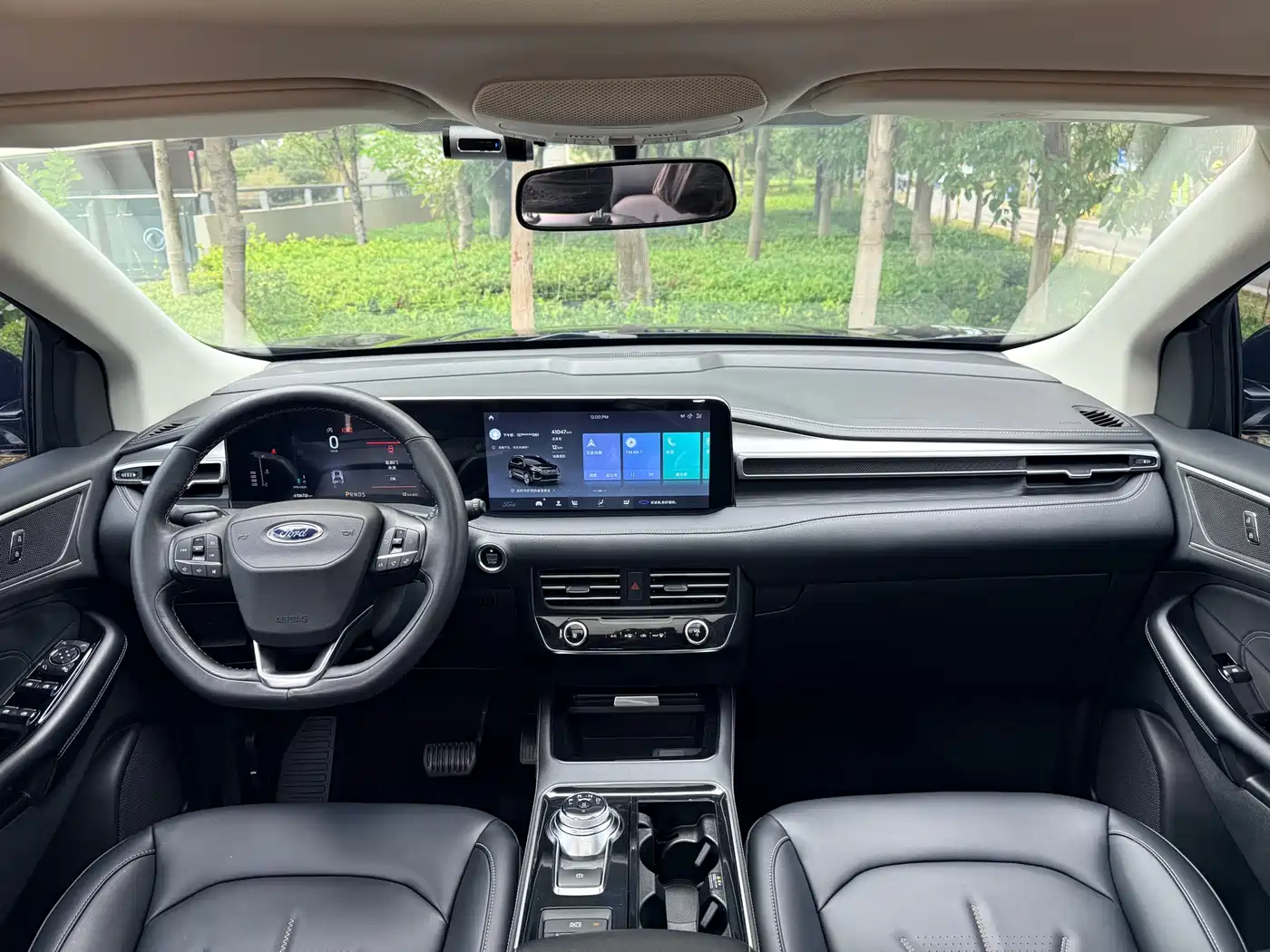 Ford Edge 2022 2021 PLUS EcoBoost 245 FWD Platinum Sharp 5-seater