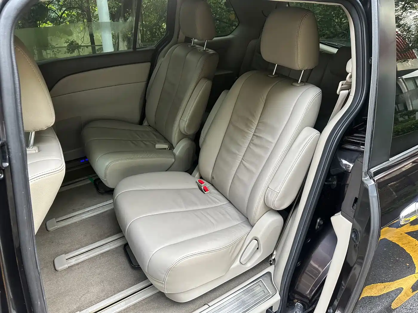 Mazda 8 2012 2011 2.3L Ultimate