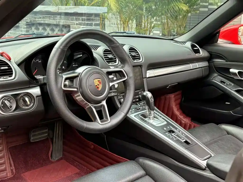 Porsche 718 2018 Boxster 2.0T фото 5