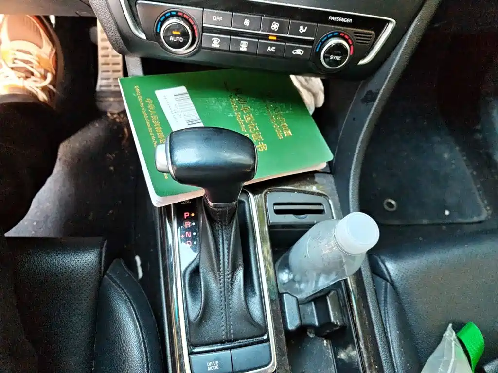 Photo 15 - Kia K5