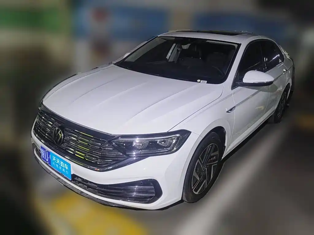 Volkswagen Sagitar 2024 300TSI DSG Surpass Edition